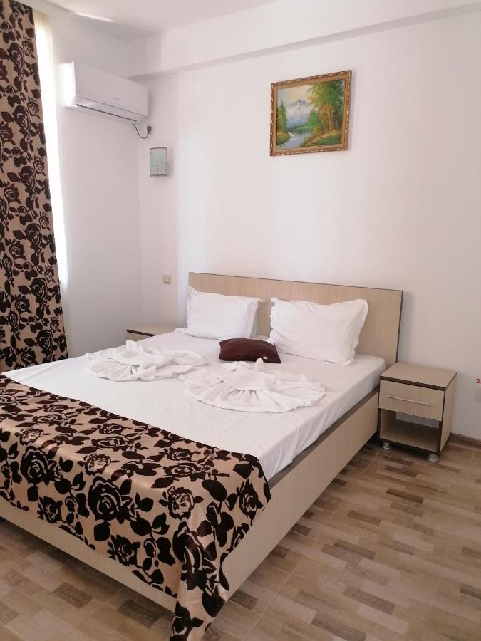 אפורי נורד Hotel Coralis 2 מראה חיצוני תמונה