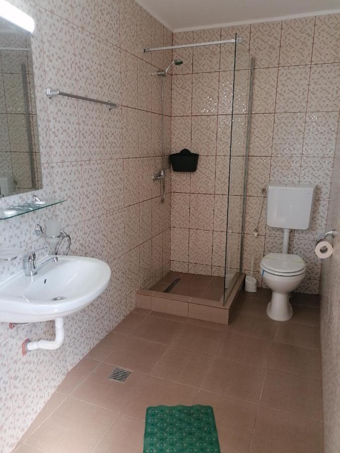 אפורי נורד Hotel Coralis 2 מראה חיצוני תמונה