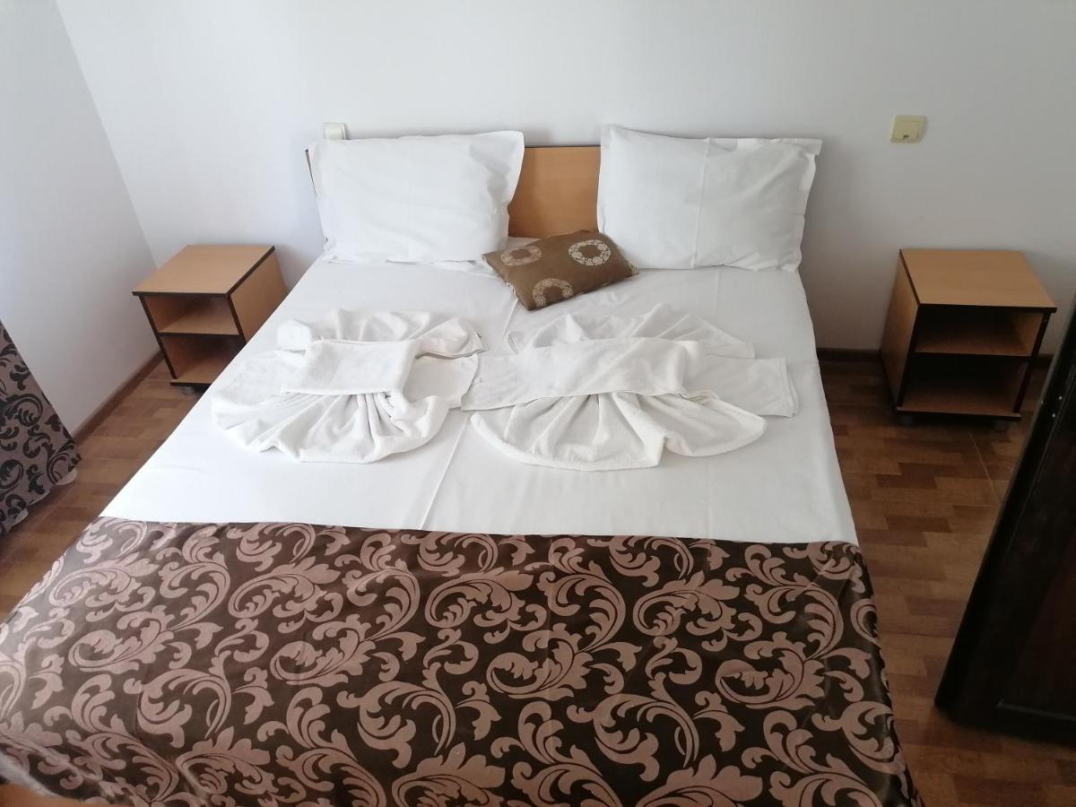 אפורי נורד Hotel Coralis 2 מראה חיצוני תמונה