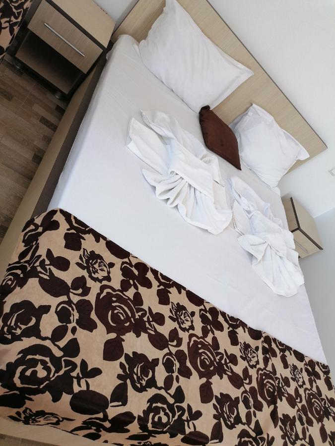 אפורי נורד Hotel Coralis 2 מראה חיצוני תמונה