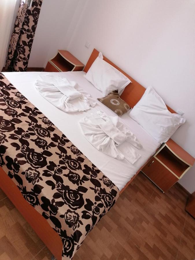 אפורי נורד Hotel Coralis 2 מראה חיצוני תמונה