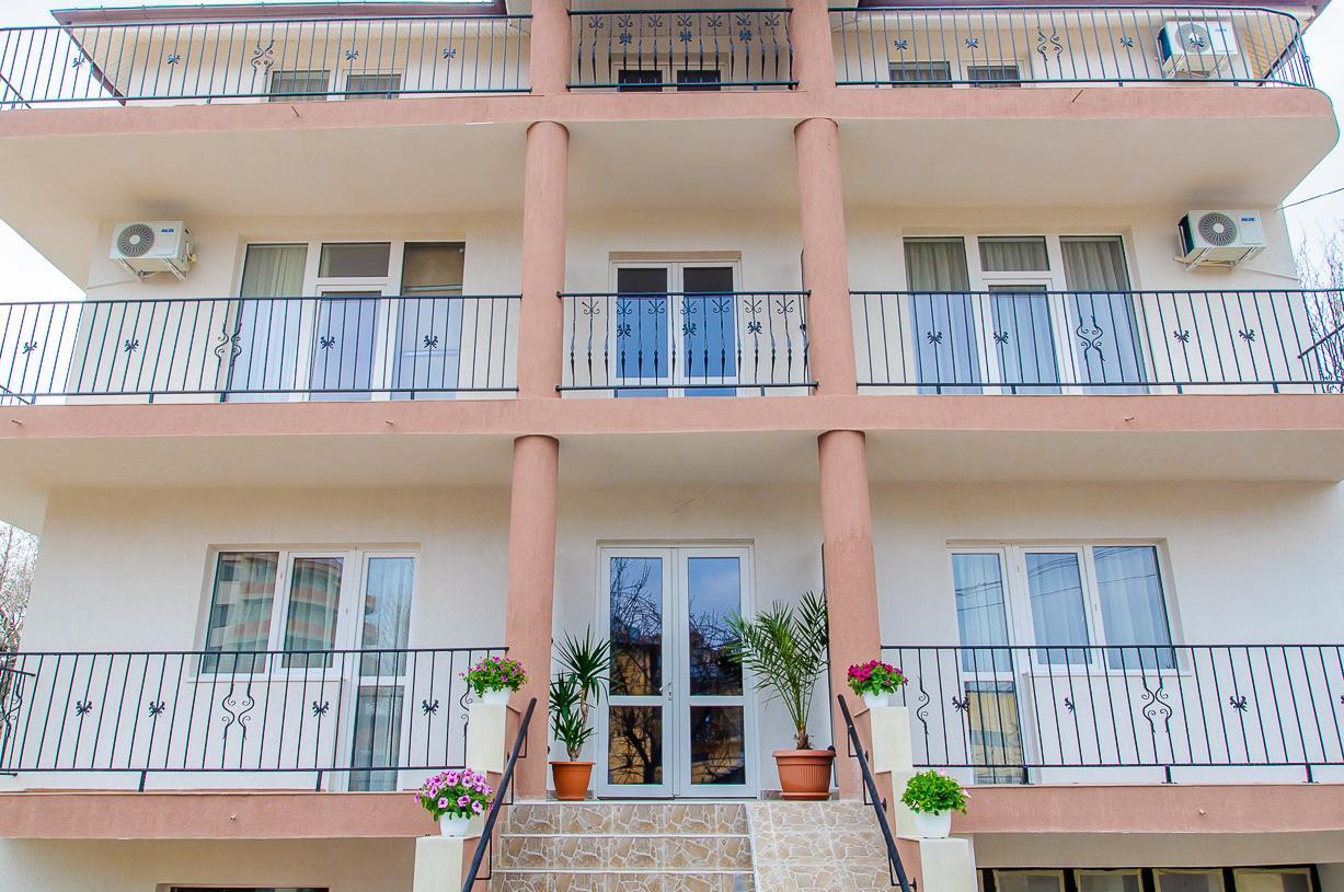 אפורי נורד Hotel Coralis 2 מראה חיצוני תמונה